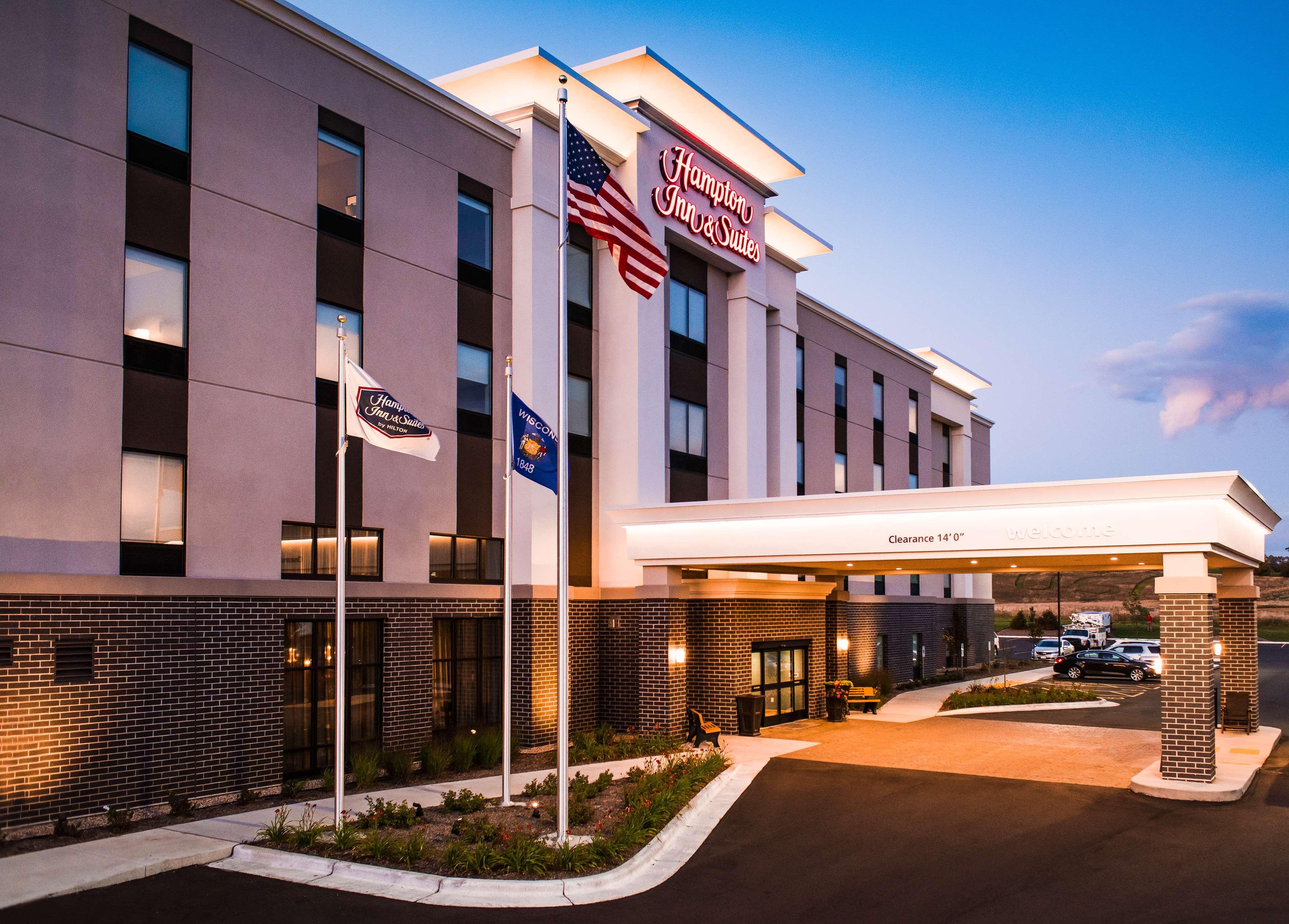 Hampton Inn And Suites At Wisconsin Dells Lake Delton Kültér fotó
