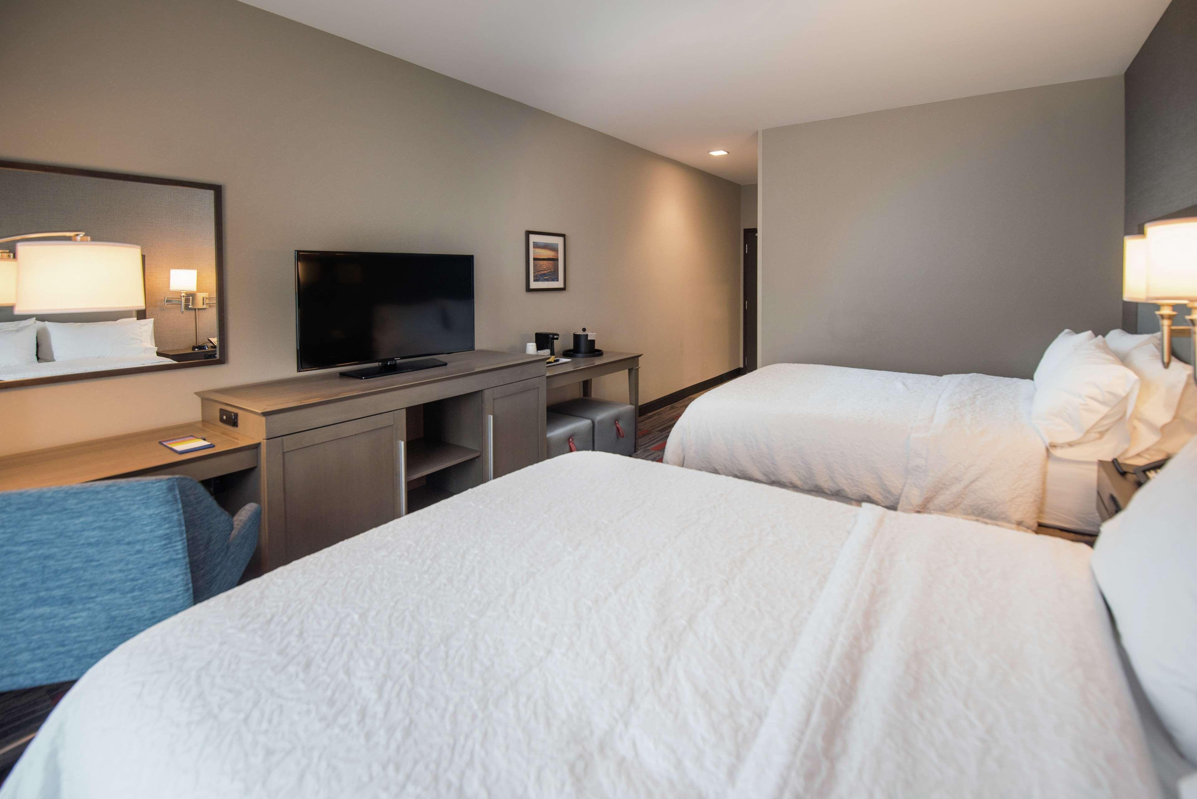 Hampton Inn And Suites At Wisconsin Dells Lake Delton Kültér fotó