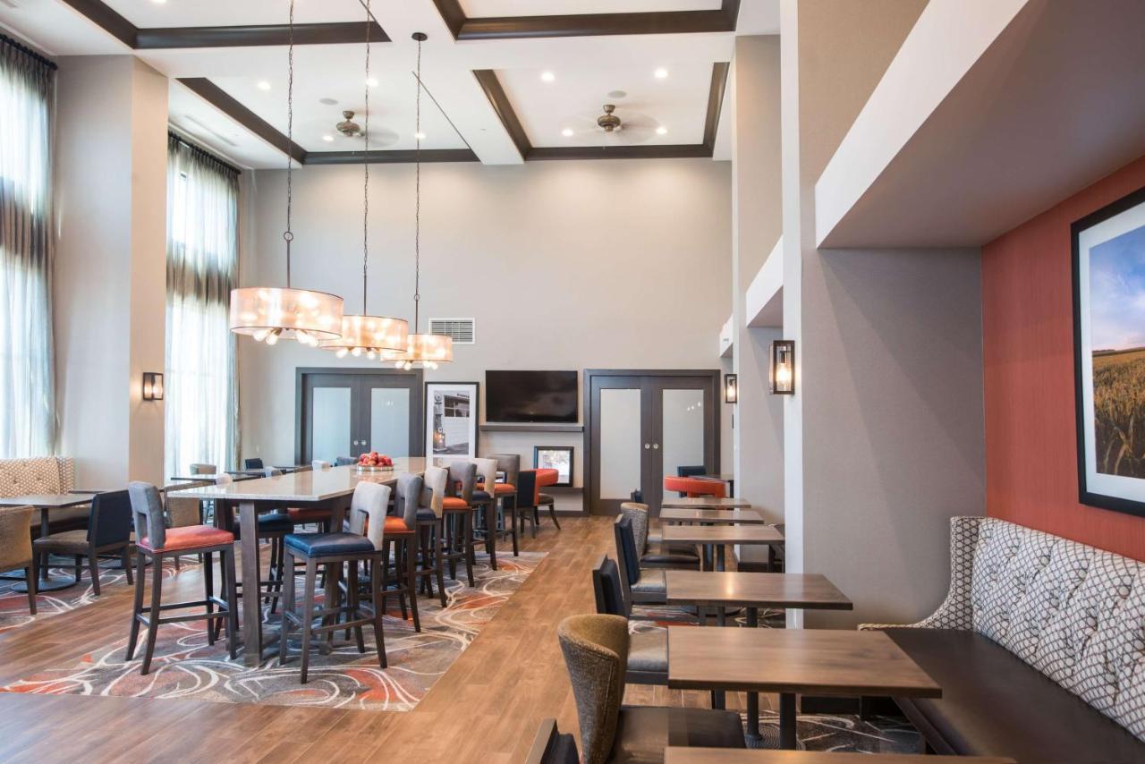 Hampton Inn And Suites At Wisconsin Dells Lake Delton Kültér fotó