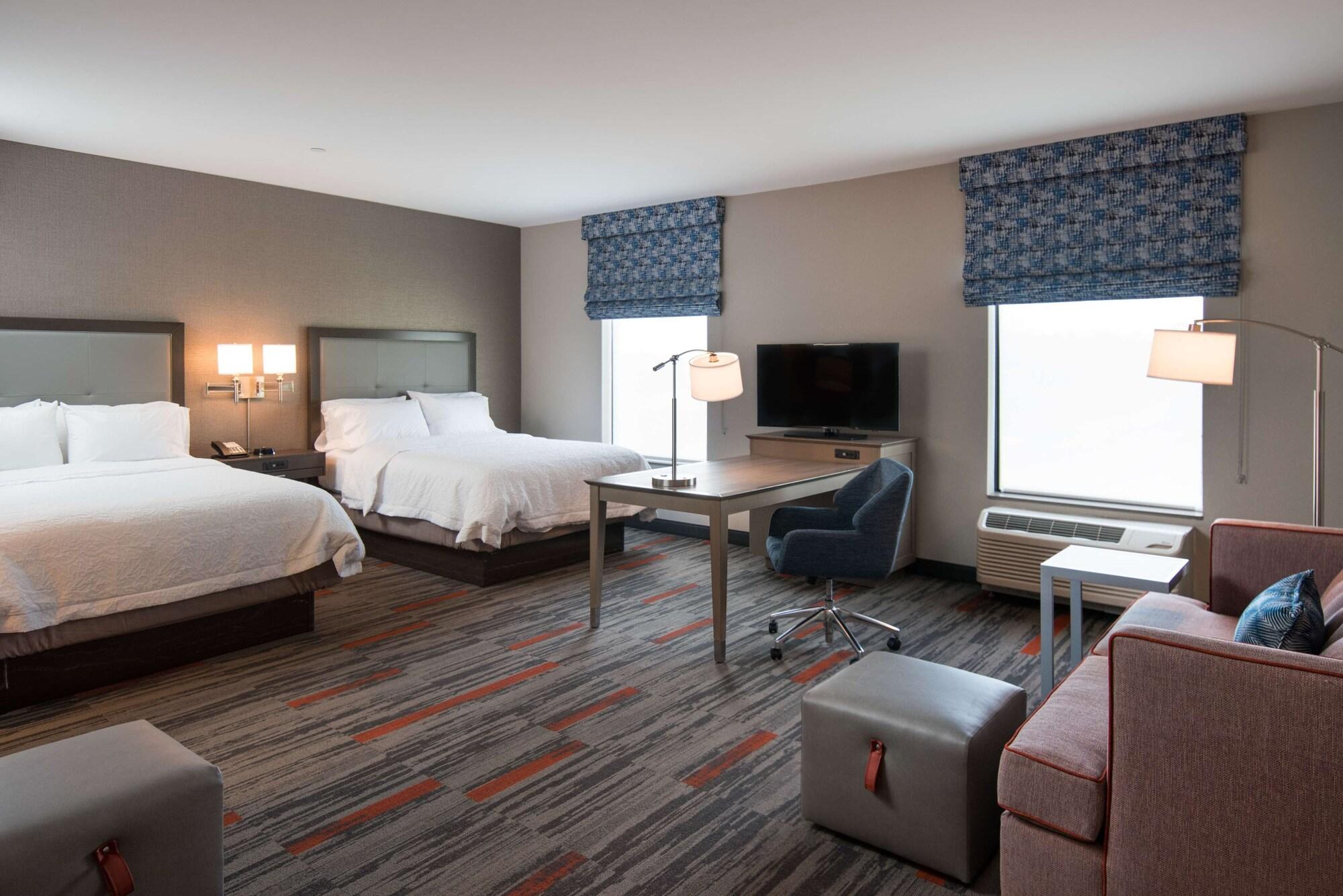 Hampton Inn And Suites At Wisconsin Dells Lake Delton Kültér fotó
