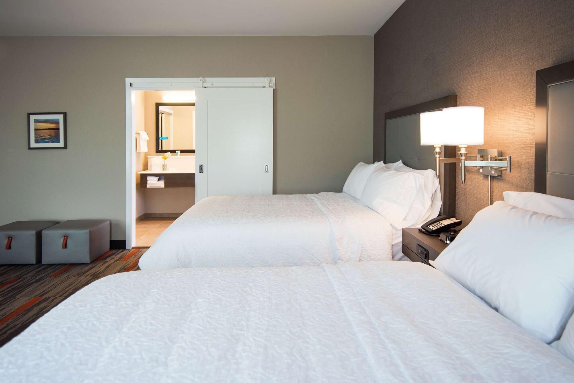Hampton Inn And Suites At Wisconsin Dells Lake Delton Kültér fotó