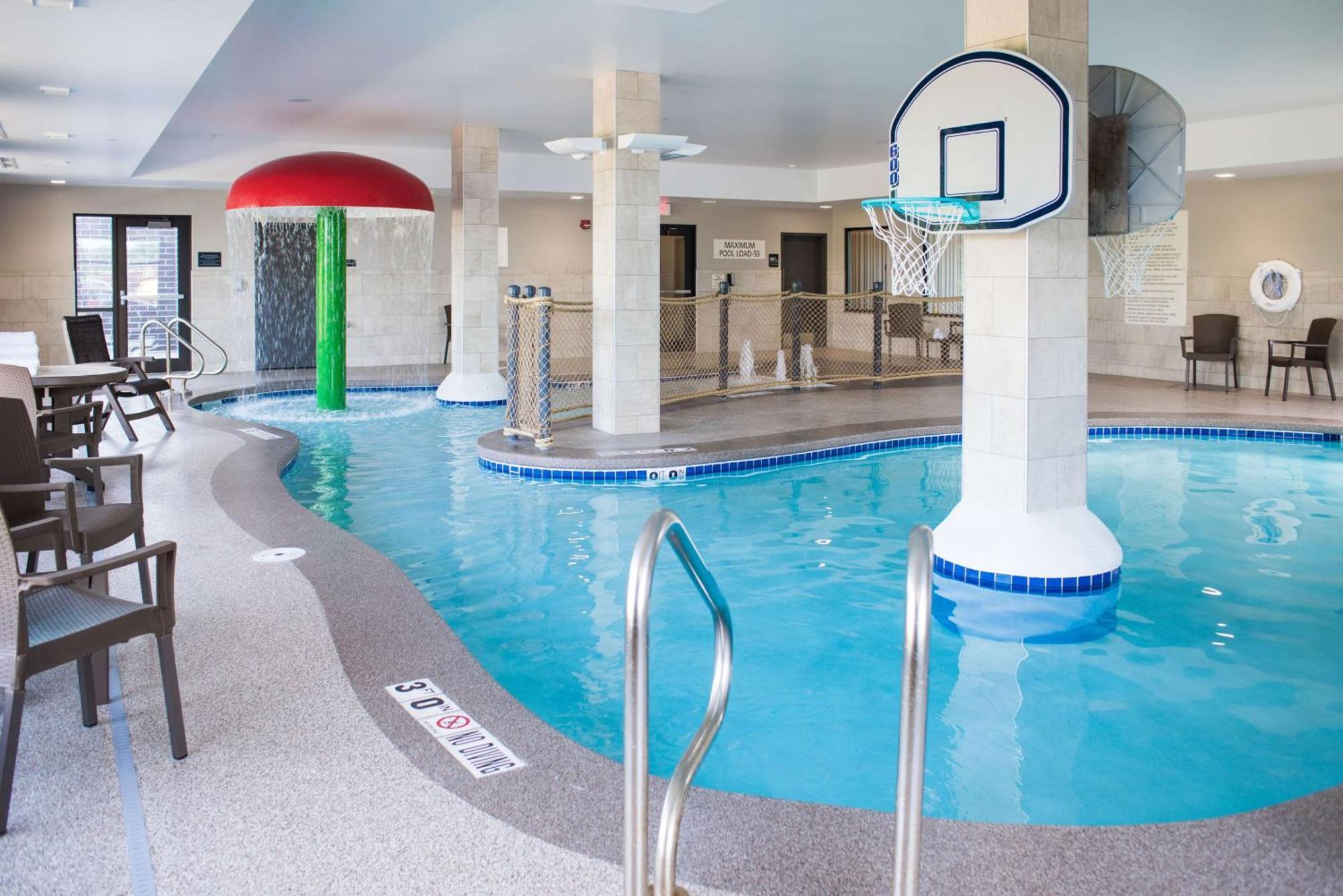 Hampton Inn And Suites At Wisconsin Dells Lake Delton Kültér fotó
